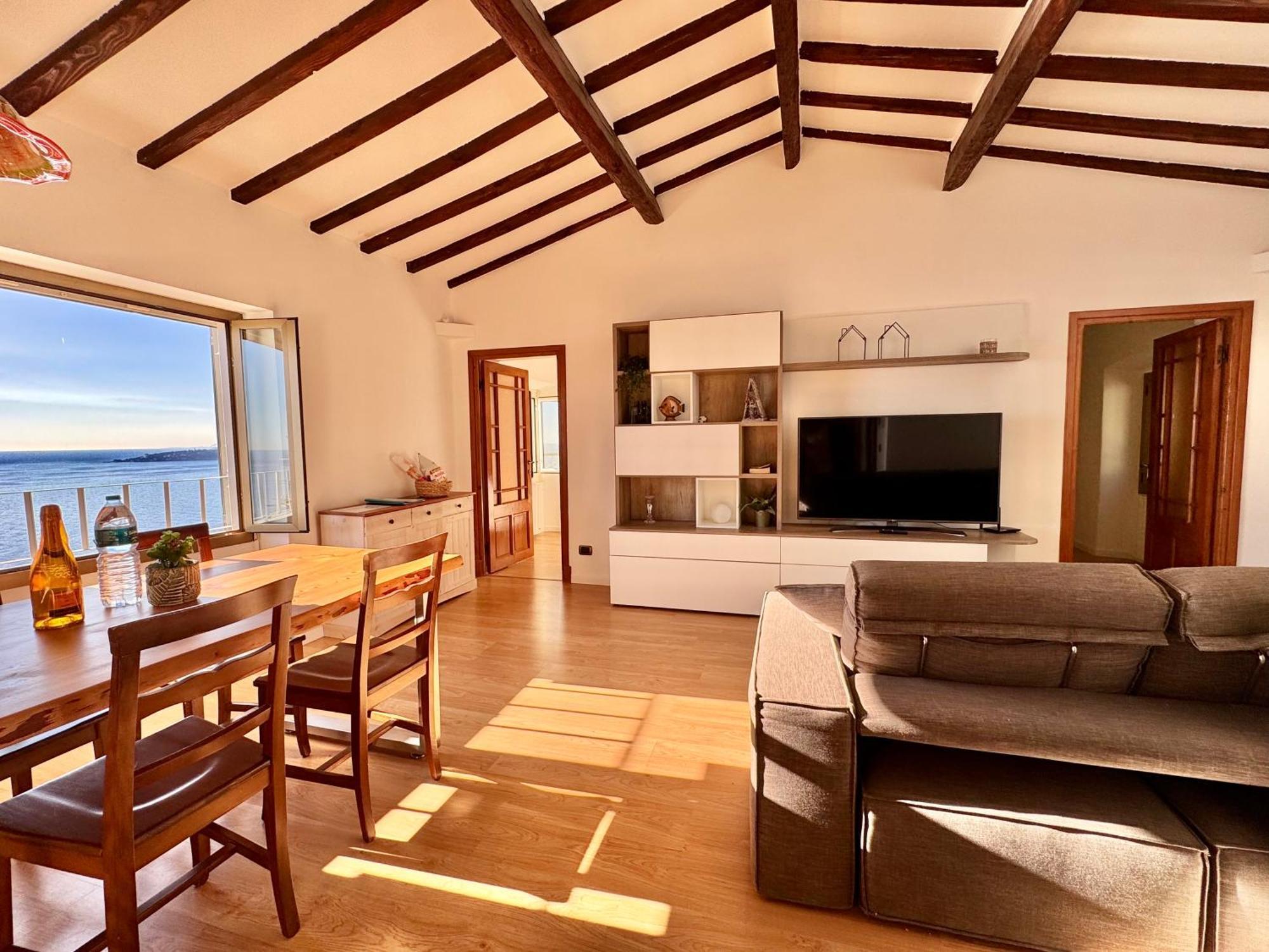 Kiss Of Sea - Balzi Rossi & Baia Beniamin Apartman Ventimiglia Kültér fotó